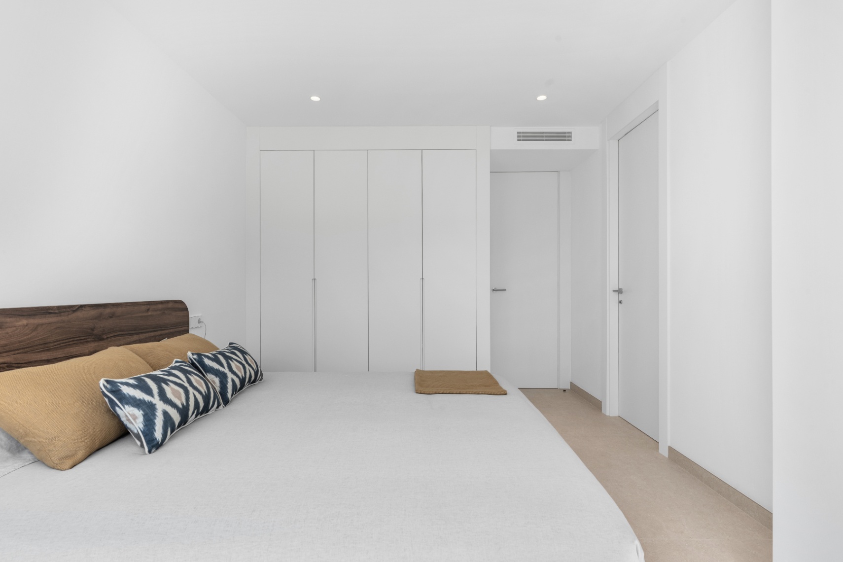 Blanc Altea H19 - Turnkey design villa with stunning views of Altea and Benidorm.