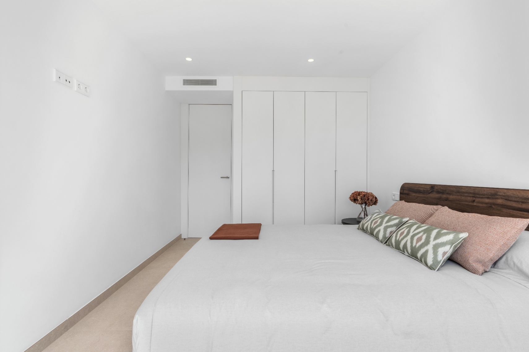 Blanc Altea H19 - Turnkey design villa with stunning views of Altea and Benidorm.