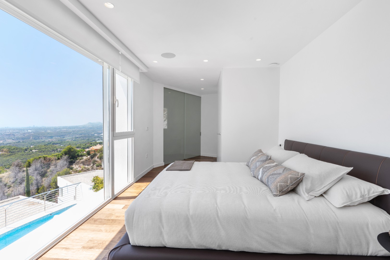 Blanc Altea H19 - Turnkey design villa with stunning views of Altea and Benidorm.