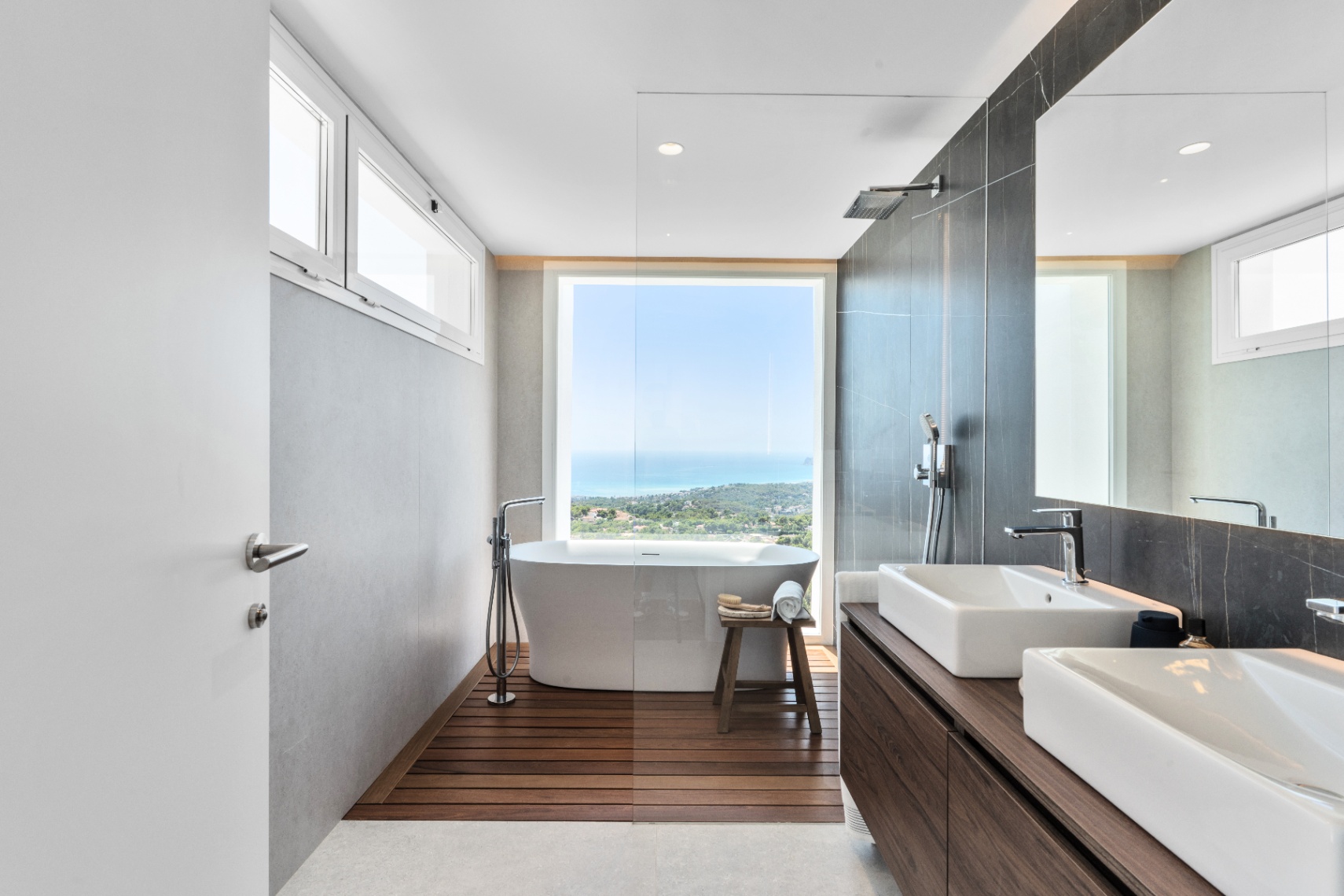 Blanc Altea H19 - Turnkey design villa with stunning views of Altea and Benidorm.