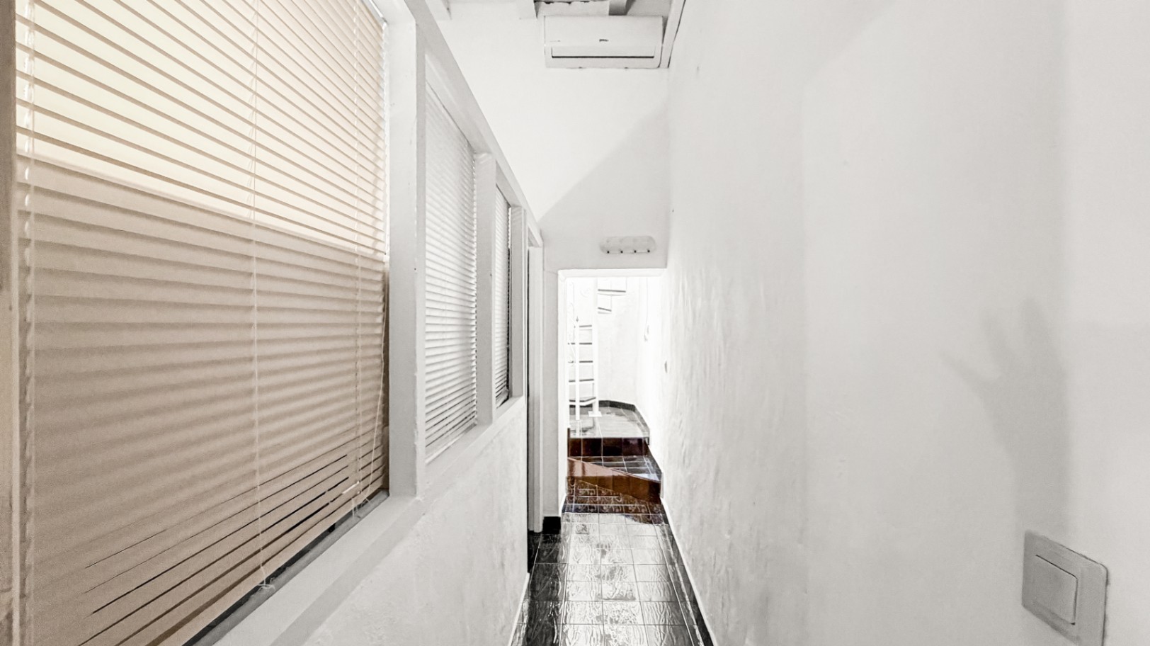 LBR117 - Authentic Spanish Townhouse Full of Charm in Sagra - in the Heart of the Orba Valley