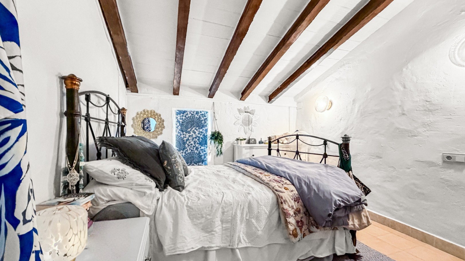 LBR117 - Authentic Spanish Townhouse Full of Charm in Sagra - in the Heart of the Orba Valley