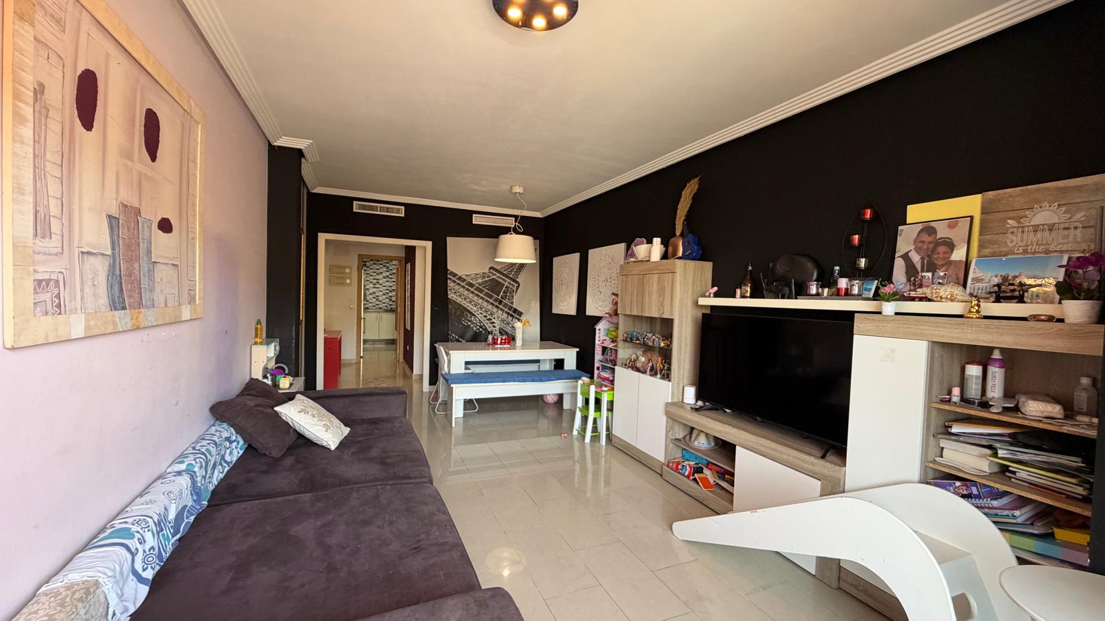 3-bedroom apartment with communal pool in the center of Pedreguer