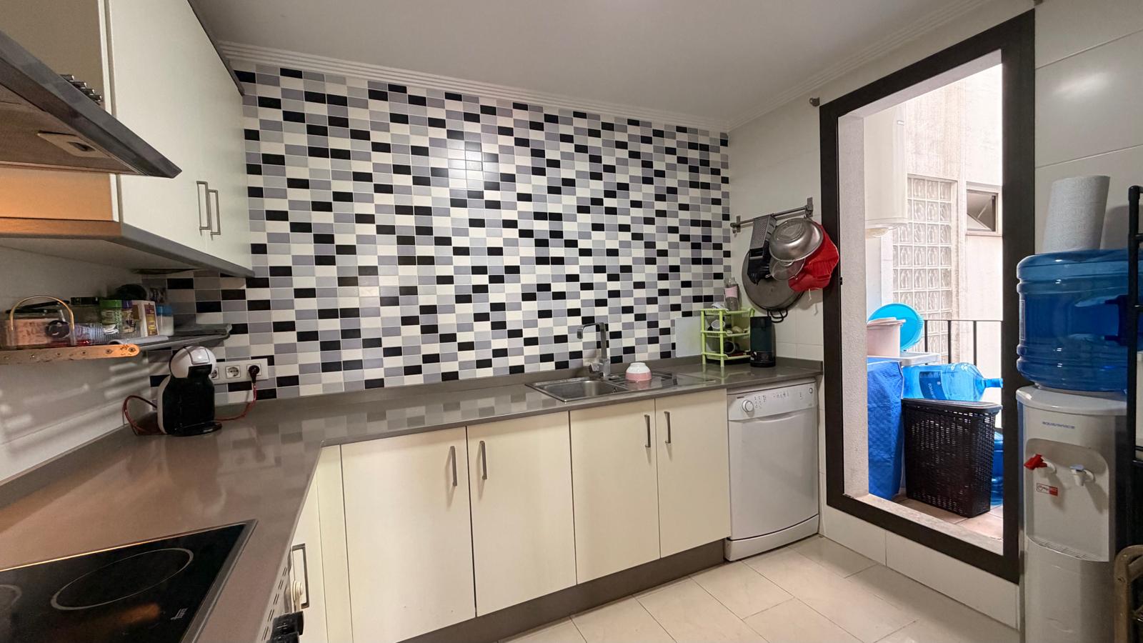 3-bedroom apartment with communal pool in the center of Pedreguer