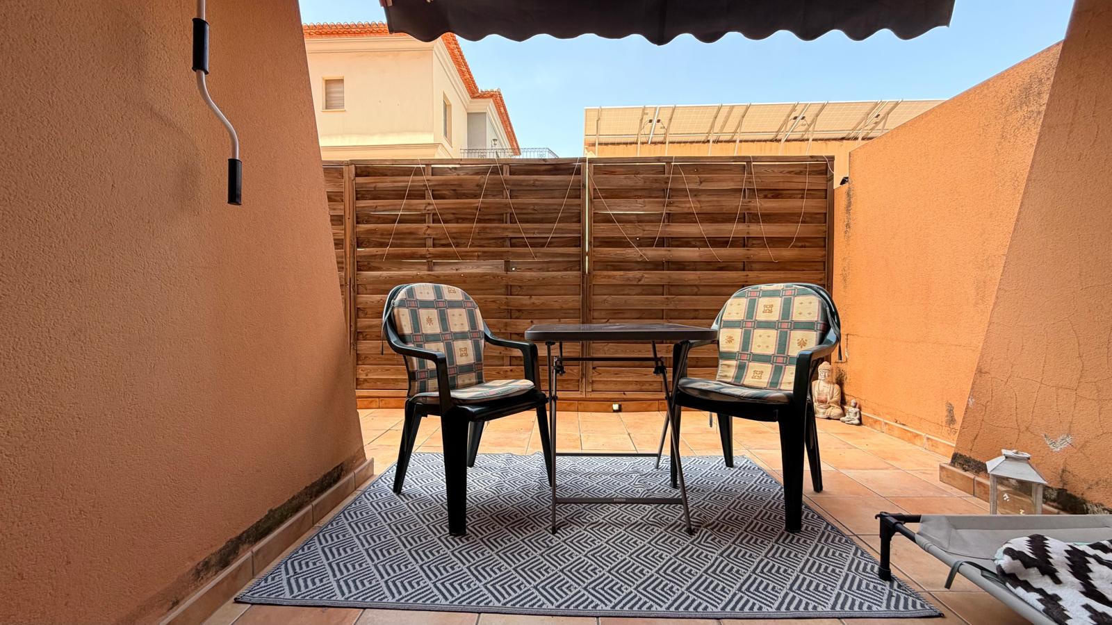 3 Bedroom Ground Floor Apartment with Terrace, Parking, Pool and Storage Room in the Centre of Pedreguer