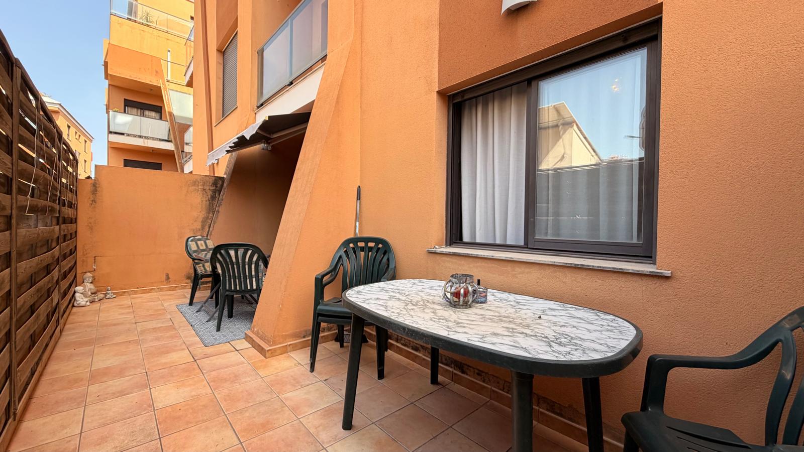 3 Bedroom Ground Floor Apartment with Terrace, Parking, Pool and Storage Room in the Centre of Pedreguer