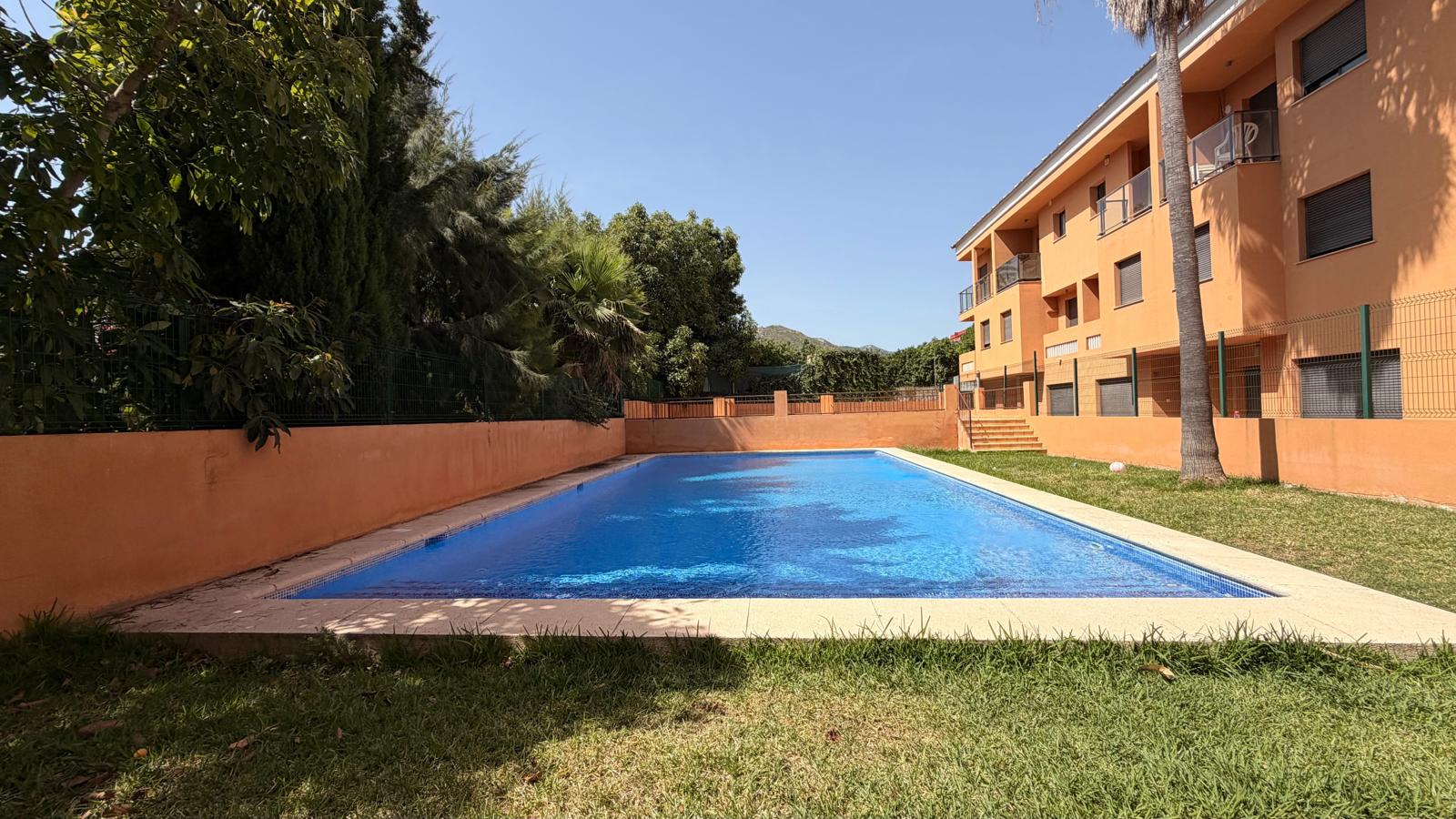 3 Bedroom Ground Floor Apartment with Terrace, Parking, Pool and Storage Room in the Centre of Pedreguer