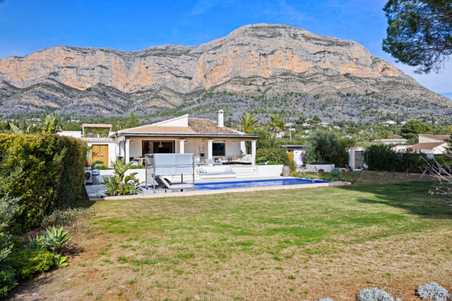 Finca Dos Hermanas | Exclusive Mediterranean Estate with Guest House, Vineyard & Tourist Licence in Jávea