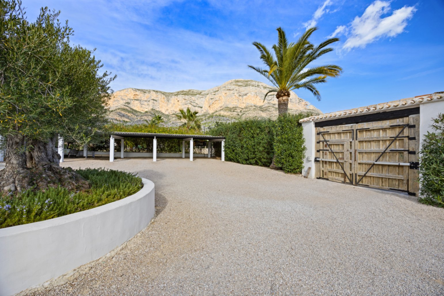 Finca Dos Hermanas | Exclusive Mediterranean Estate with Guest House, Vineyard & Tourist Licence in Jávea