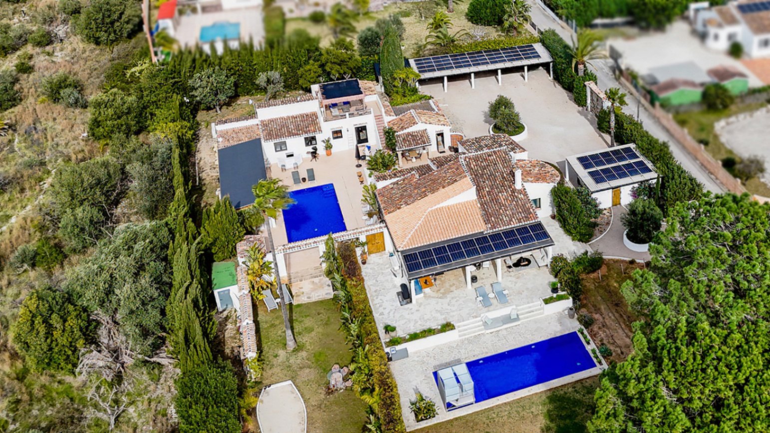 Finca Dos Hermanas | Exclusive Mediterranean Estate with Guest House, Vineyard & Tourist Licence in Jávea