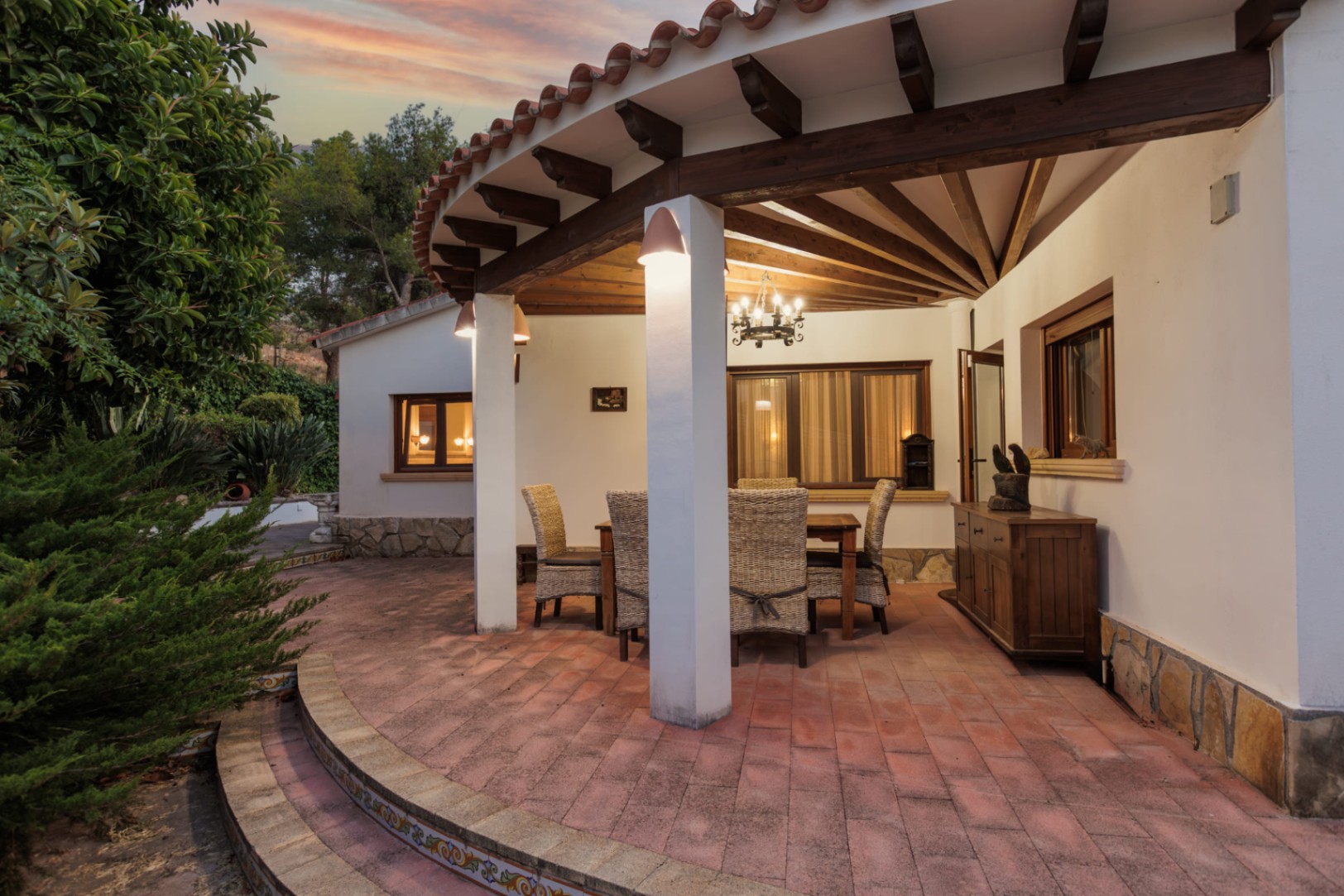 Villa Marineta - Mediterranean Villa Just Steps from Marineta Cassiana Beach in Dénia