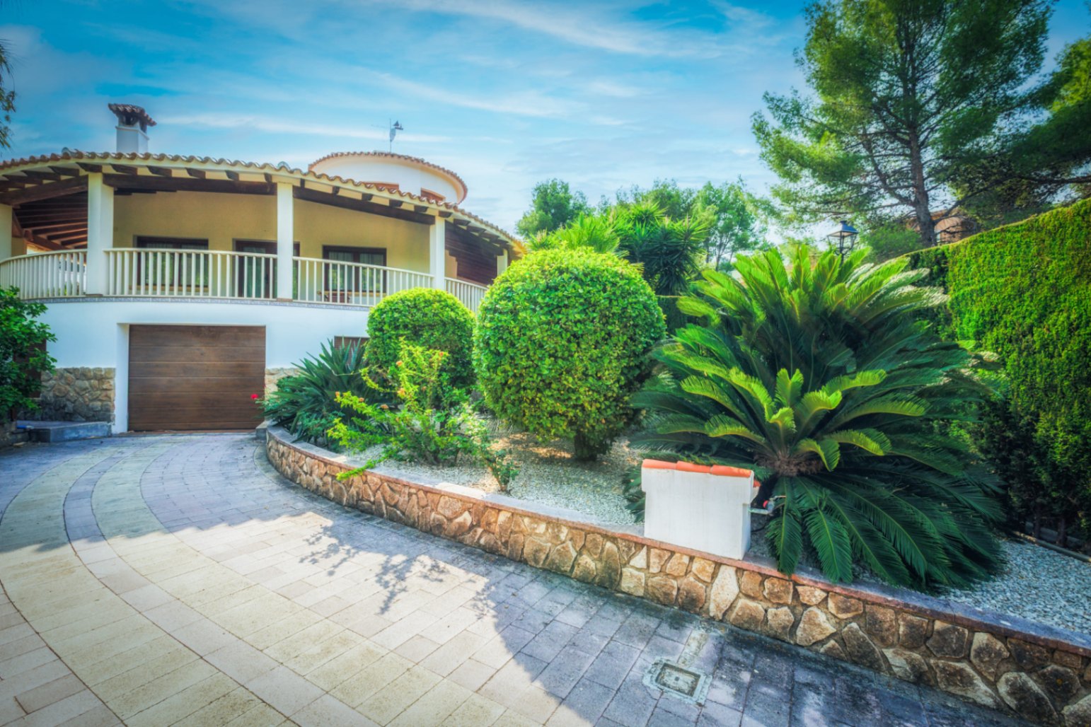 Villa Marineta - Mediterranean Villa Just Steps from Marineta Cassiana Beach in Dénia