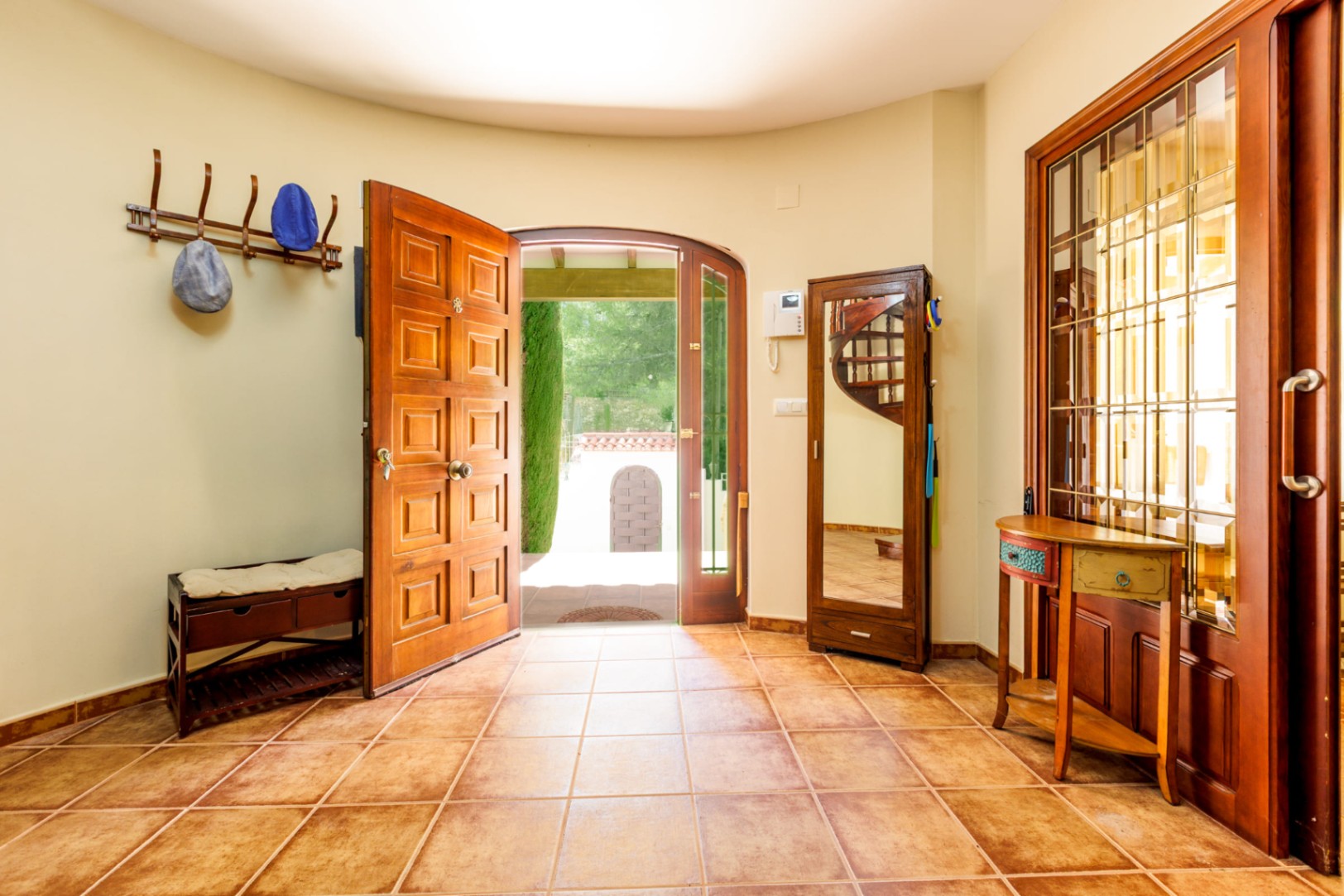 Villa Marineta - Mediterranean Villa Just Steps from Marineta Cassiana Beach in Dénia