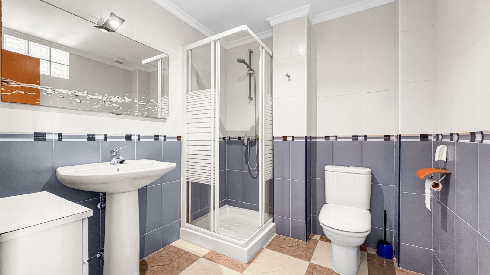 Charming 3-Bedroom Townhouse with Large Private Garage & Communal Pool in Murla