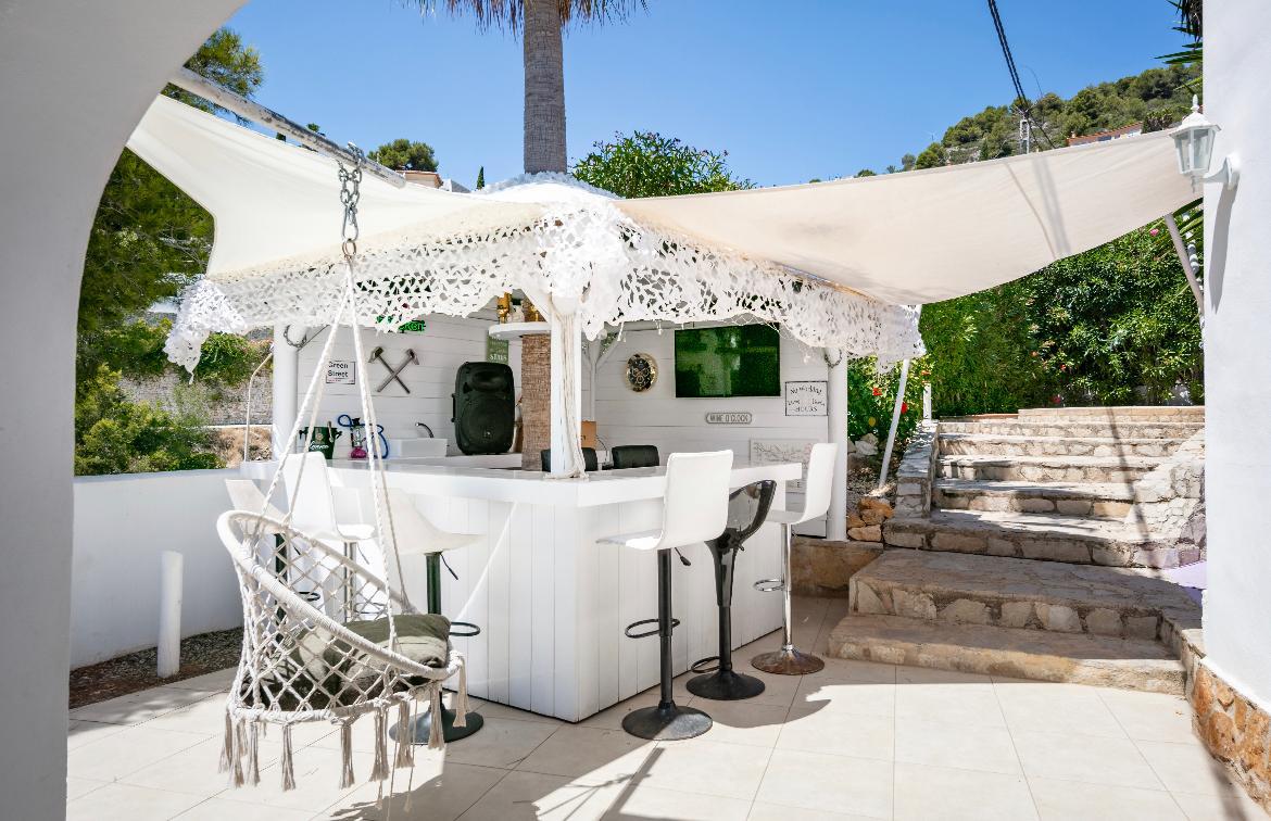 Villa Elena | 3-Bedroom Mediterranean Villa with Spacious Outdoor Areas