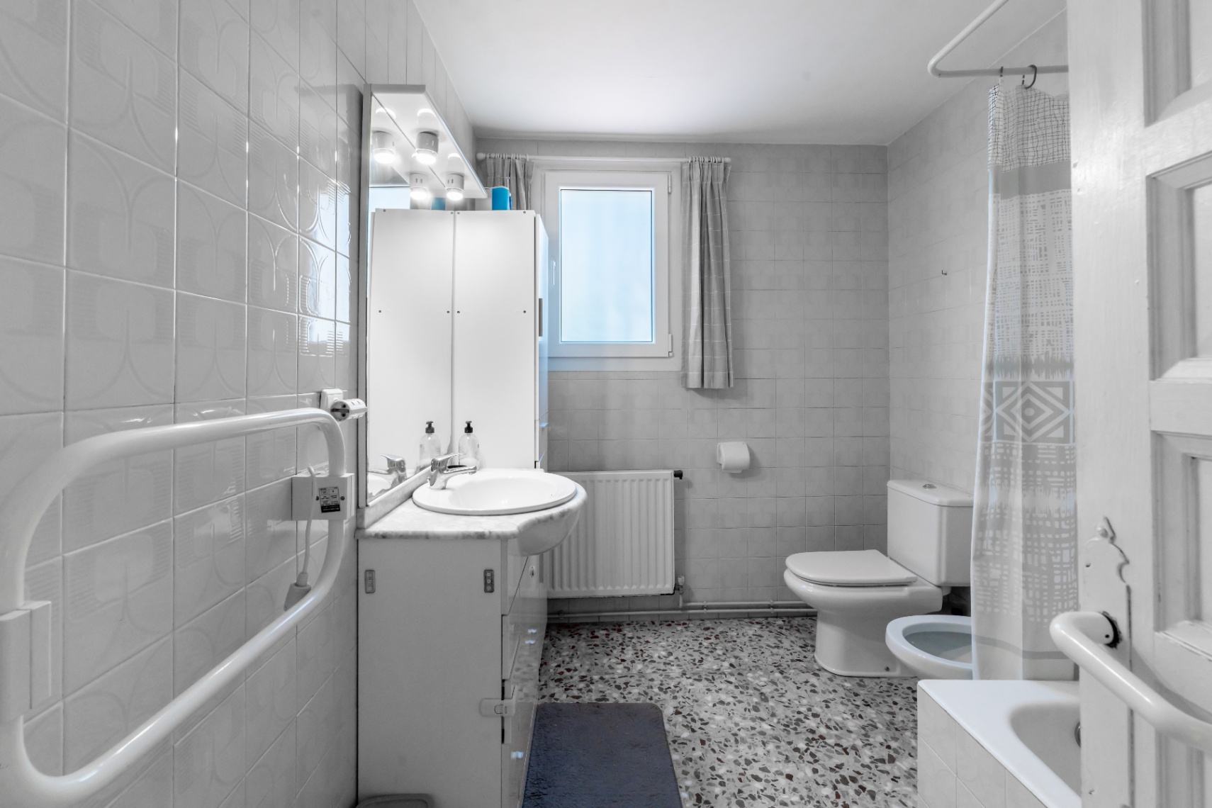 Villa Alexa – Exceptional Renovation Opportunity Surrounded by Nature in Jávea