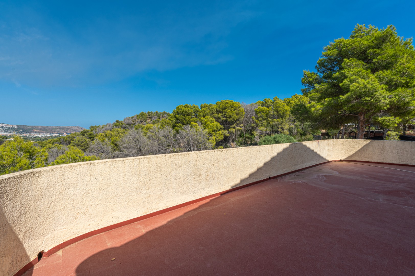 Villa Alexa – Exceptional Renovation Opportunity Surrounded by Nature in Jávea