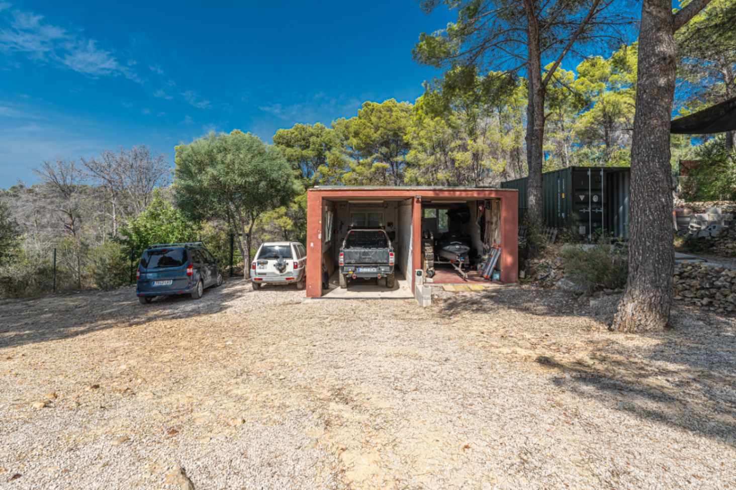 Villa Alexa – Exceptional Renovation Opportunity Surrounded by Nature in Jávea