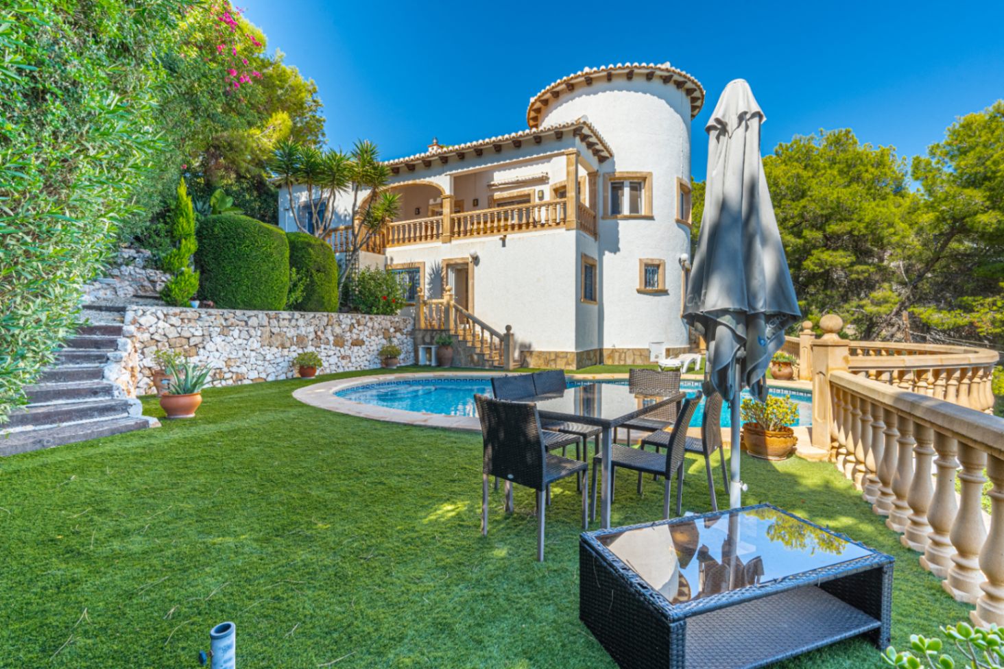 Villa Amanecer – 5 Bedroom Mediterranean Villa with Sea Views in Granadella, Jávea