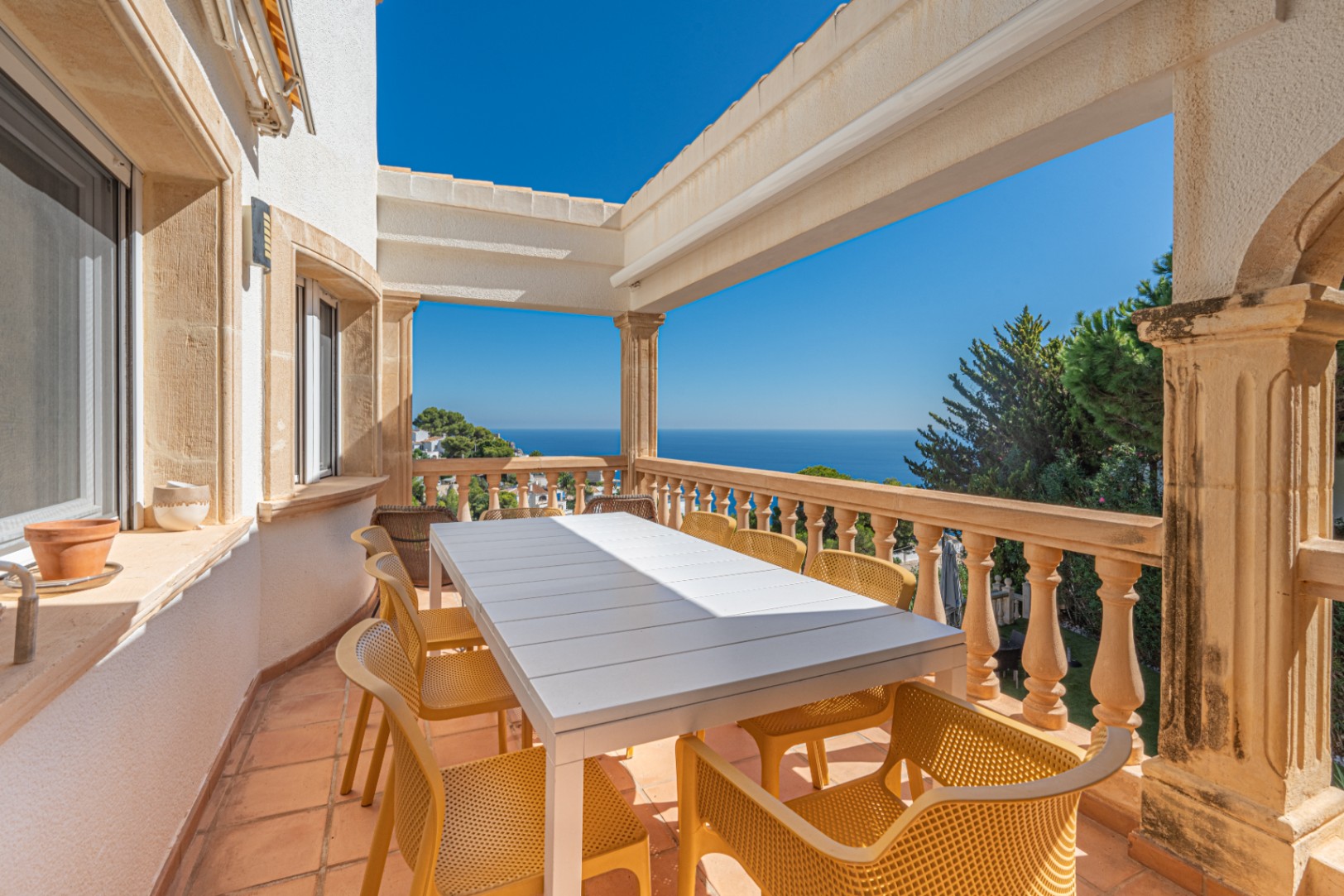 Villa Amanecer – 5 Bedroom Mediterranean Villa with Sea Views in Granadella, Jávea