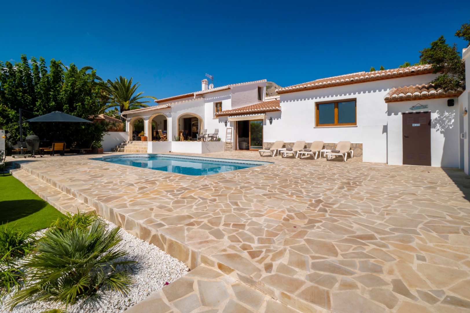 Villa Mongó – Private Mediterranean Estate Within Walking Distance of Jávea Old Town