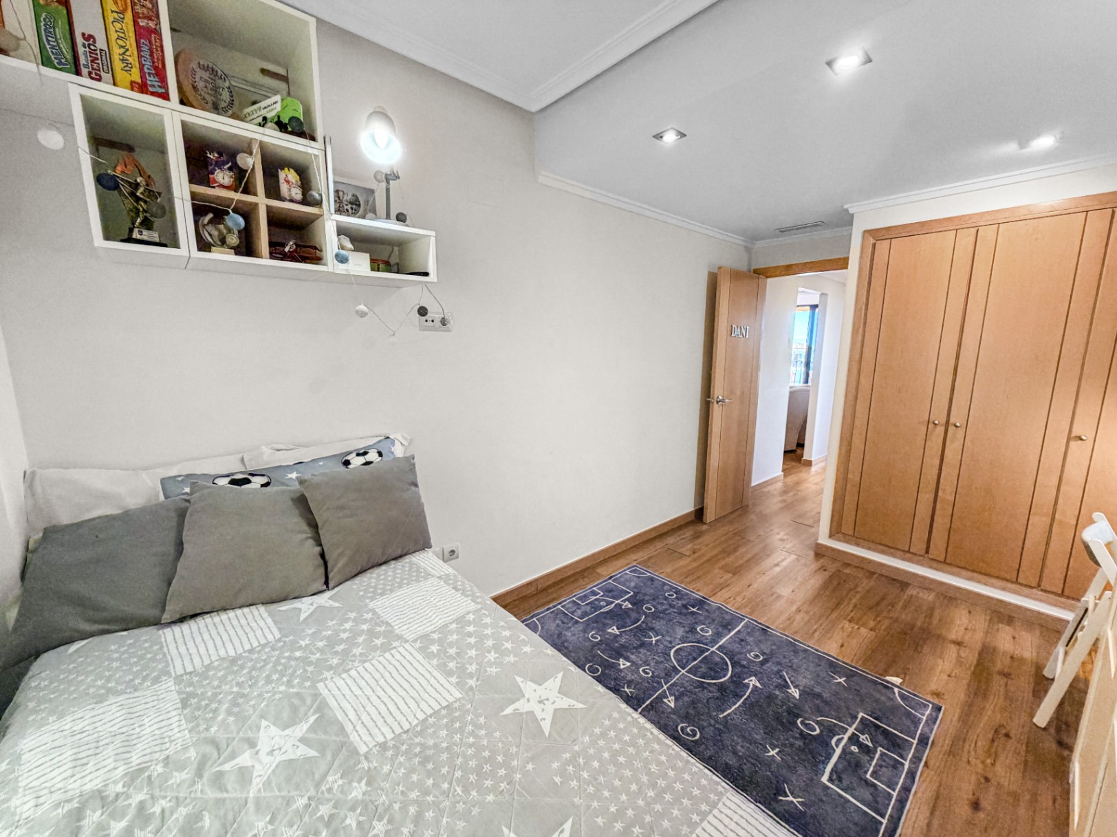 LBRJ138 - Prachtig gerenoveerd 2-slaapkamer appartement met zeezicht in het centrum van Jávea