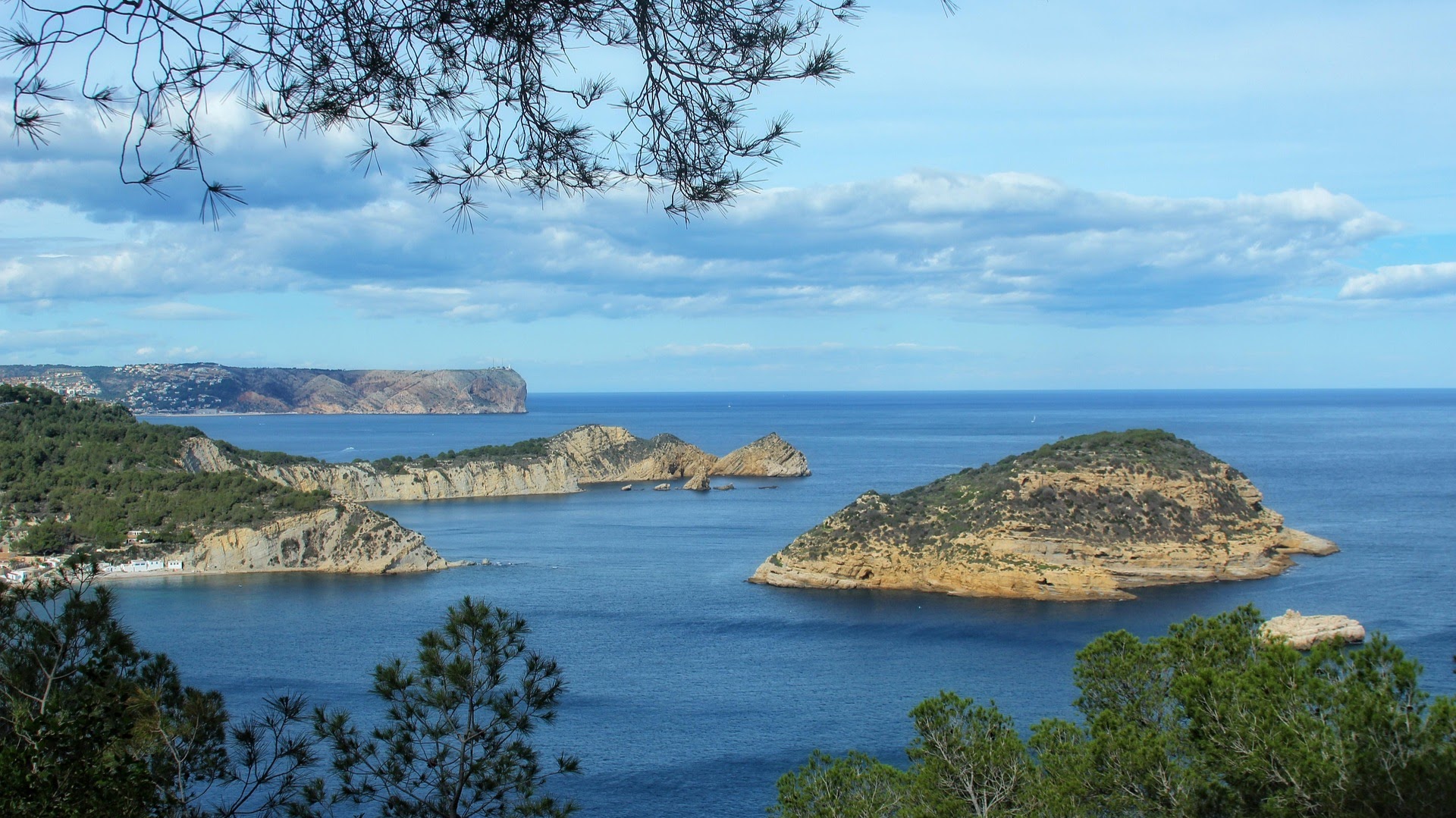 The Best Coves in Jávea: Discover Costa Blanca’s Hidden Coastal Gems